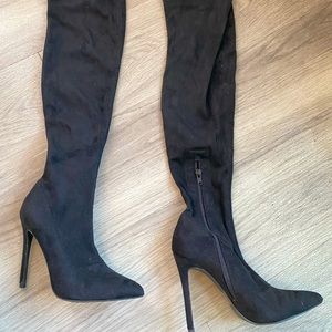 Over the knee Boots